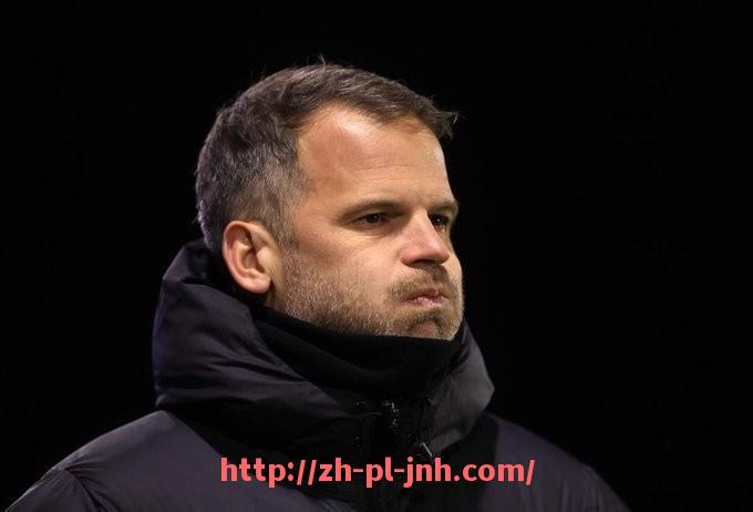 金年会-法甲2025赛季动态汇总：变阵、伤病与关键转折点评